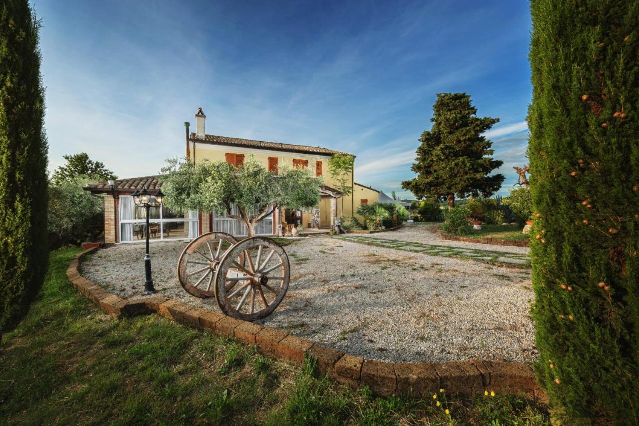 Briciola Di Sole B&B E Ristorante Borgo  Kültér fotó